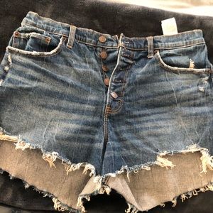 New High Rise Mom Short